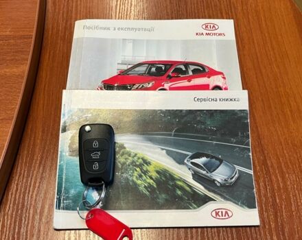Синій Кіа Ріо, об'ємом двигуна 16 л та пробігом 95 тис. км за 8500 $, фото 16 на Automoto.ua