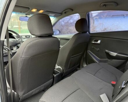 Синій Кіа Ріо, об'ємом двигуна 1.4 л та пробігом 120 тис. км за 7500 $, фото 17 на Automoto.ua