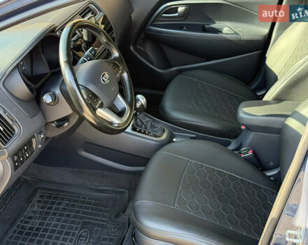 Синій Кіа Ріо, об'ємом двигуна 1.4 л та пробігом 101 тис. км за 9700 $, фото 16 на Automoto.ua