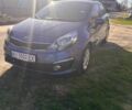 Синій Кіа Ріо, об'ємом двигуна 1.4 л та пробігом 81 тис. км за 9800 $, фото 3 на Automoto.ua