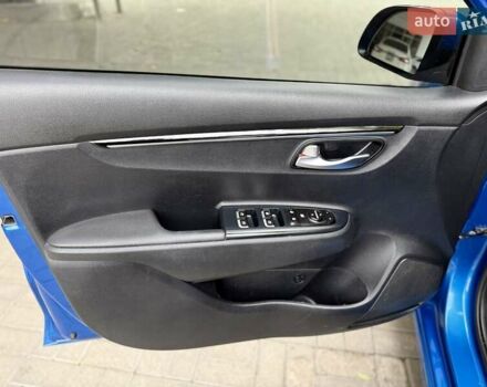 Синий Киа Рио, объемом двигателя 1.59 л и пробегом 89 тыс. км за 12900 $, фото 16 на Automoto.ua