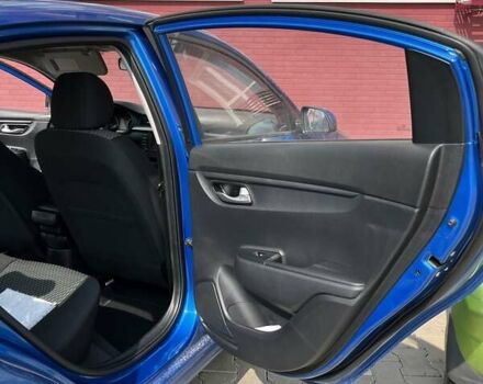Синий Киа Рио, объемом двигателя 1.59 л и пробегом 106 тыс. км за 13900 $, фото 4 на Automoto.ua