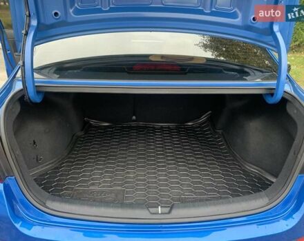 Синий Киа Рио, объемом двигателя 1.37 л и пробегом 60 тыс. км за 12800 $, фото 7 на Automoto.ua