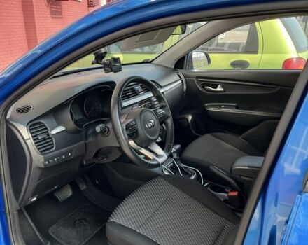 Синий Киа Рио, объемом двигателя 1.6 л и пробегом 105 тыс. км за 14000 $, фото 3 на Automoto.ua
