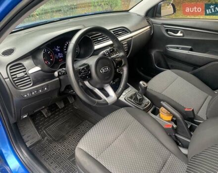 Синий Киа Рио, объемом двигателя 1.37 л и пробегом 60 тыс. км за 12800 $, фото 4 на Automoto.ua