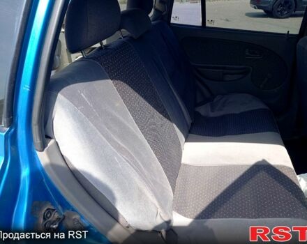 Синій Кіа Ріо, об'ємом двигуна 1.4 л та пробігом 262 тис. км за 2600 $, фото 11 на Automoto.ua
