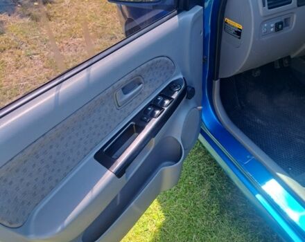 Синий Киа Рио, объемом двигателя 1.3 л и пробегом 230 тыс. км за 3300 $, фото 4 на Automoto.ua
