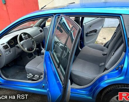 Синій Кіа Ріо, об'ємом двигуна 1.5 л та пробігом 167 тис. км за 4700 $, фото 5 на Automoto.ua