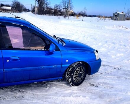 Синій Кіа Ріо, об'ємом двигуна 1.3 л та пробігом 239 тис. км за 2600 $, фото 5 на Automoto.ua