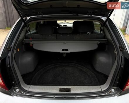 Синий Киа Рио, объемом двигателя 1.5 л и пробегом 364 тыс. км за 2550 $, фото 12 на Automoto.ua