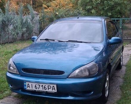 Синий Киа Рио, объемом двигателя 1.34 л и пробегом 330 тыс. км за 2400 $, фото 1 на Automoto.ua