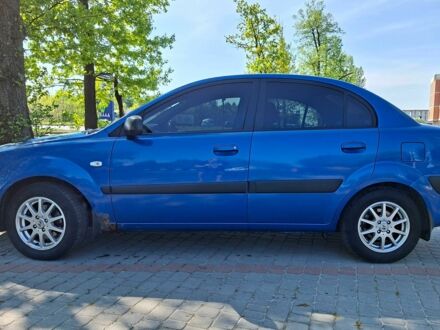 Синій Кіа Ріо, об'ємом двигуна 1.3 л та пробігом 190 тис. км за 2900 $, фото 1 на Automoto.ua