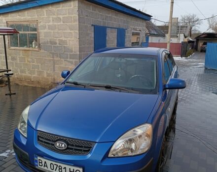 Синий Киа Рио, объемом двигателя 1.4 л и пробегом 231 тыс. км за 5000 $, фото 1 на Automoto.ua