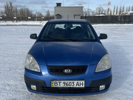 Синий Киа Рио, объемом двигателя 1.4 л и пробегом 111 тыс. км за 4500 $, фото 1 на Automoto.ua