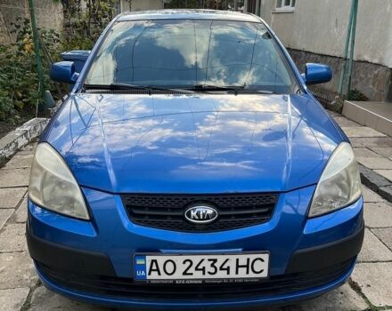 Синий Киа Рио, объемом двигателя 1.4 л и пробегом 267 тыс. км за 4500 $, фото 1 на Automoto.ua