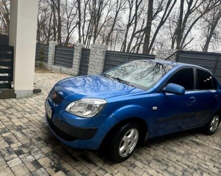 Синий Киа Рио, объемом двигателя 1.4 л и пробегом 257 тыс. км за 4100 $, фото 1 на Automoto.ua