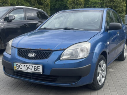 Синий Киа Рио, объемом двигателя 1.4 л и пробегом 495 тыс. км за 3000 $, фото 1 на Automoto.ua