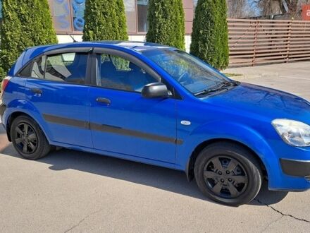 Синий Киа Рио, объемом двигателя 1.4 л и пробегом 155 тыс. км за 4700 $, фото 1 на Automoto.ua
