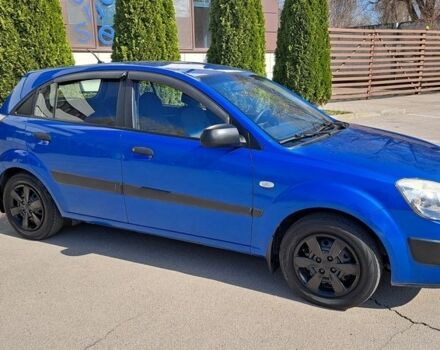 Синий Киа Рио, объемом двигателя 1.4 л и пробегом 155 тыс. км за 4700 $, фото 1 на Automoto.ua
