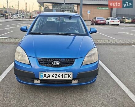 Синий Киа Рио, объемом двигателя 1.4 л и пробегом 339 тыс. км за 4800 $, фото 1 на Automoto.ua