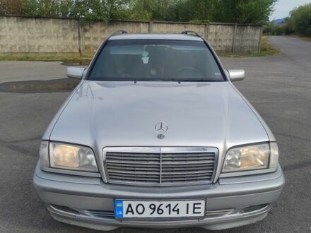 Синий Киа Рио, объемом двигателя 1.4 л и пробегом 172 тыс. км за 4308 $, фото 1 на Automoto.ua