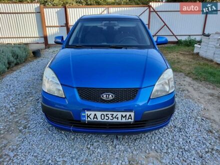 Синий Киа Рио, объемом двигателя 1.4 л и пробегом 271 тыс. км за 5000 $, фото 1 на Automoto.ua