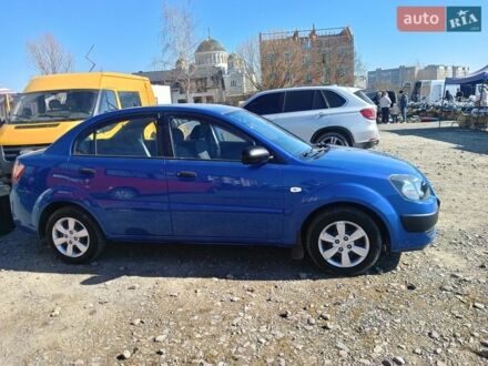 Синій Кіа Ріо, об'ємом двигуна 1.4 л та пробігом 211 тис. км за 3700 $, фото 1 на Automoto.ua