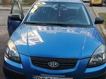 Синій Кіа Ріо, об'ємом двигуна 1.4 л та пробігом 211 тис. км за 3600 $, фото 1 на Automoto.ua