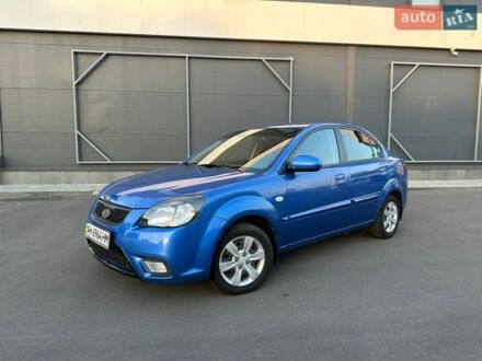 Синій Кіа Ріо, об'ємом двигуна 1.4 л та пробігом 88 тис. км за 5990 $, фото 1 на Automoto.ua