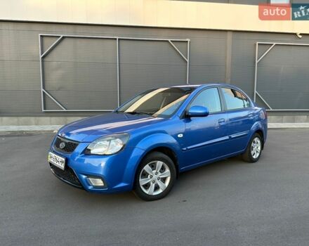 Синій Кіа Ріо, об'ємом двигуна 1.4 л та пробігом 88 тис. км за 5990 $, фото 1 на Automoto.ua
