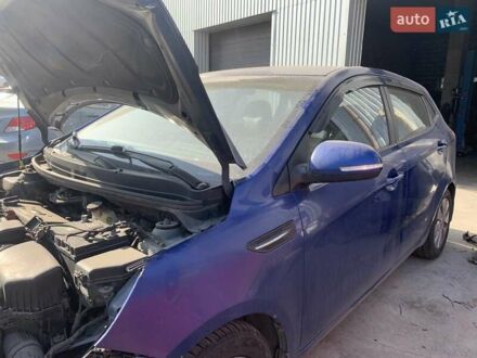 Киа Рио 2012 в Киеве на Automoto.ua Синий Киа Рио, объемом двигателя 1.6 л и пробегом 111 тыс. км за 2999 $, фото 1 на Automoto.ua