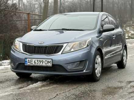 Синий Киа Рио, объемом двигателя 1.4 л и пробегом 120 тыс. км за 7500 $, фото 1 на Automoto.ua