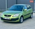 Зелений Кіа Ріо, об'ємом двигуна 1.4 л та пробігом 286 тис. км за 3200 $, фото 2 на Automoto.ua