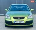 Зелений Кіа Ріо, об'ємом двигуна 1.4 л та пробігом 286 тис. км за 3200 $, фото 7 на Automoto.ua