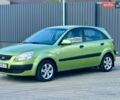 Зелений Кіа Ріо, об'ємом двигуна 1.4 л та пробігом 286 тис. км за 3200 $, фото 1 на Automoto.ua