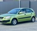 Зеленый Киа Рио, объемом двигателя 1.4 л и пробегом 284 тыс. км за 3899 $, фото 1 на Automoto.ua
