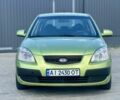 Зеленый Киа Рио, объемом двигателя 1.4 л и пробегом 284 тыс. км за 3899 $, фото 1 на Automoto.ua