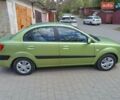 Зеленый Киа Рио, объемом двигателя 1.4 л и пробегом 173 тыс. км за 4350 $, фото 4 на Automoto.ua
