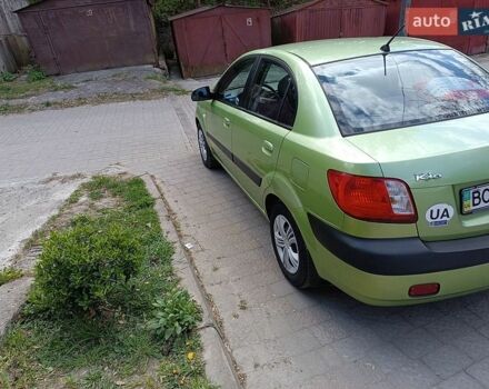 Зеленый Киа Рио, объемом двигателя 1.4 л и пробегом 173 тыс. км за 4350 $, фото 7 на Automoto.ua