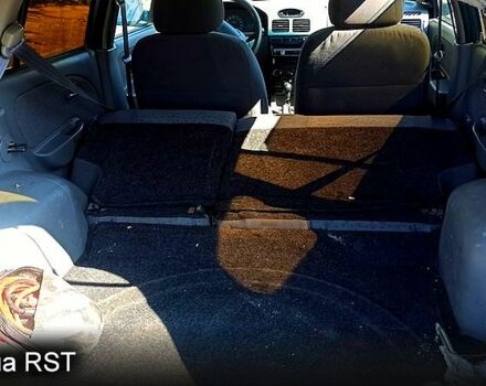 Зеленый Киа Рио, объемом двигателя 1.3 л и пробегом 0 тыс. км за 2500 $, фото 3 на Automoto.ua