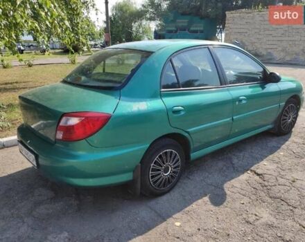 Зеленый Киа Рио, объемом двигателя 1.5 л и пробегом 100 тыс. км за 4200 $, фото 1 на Automoto.ua