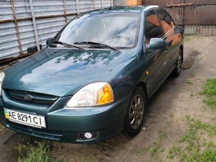 Зелений Кіа Ріо, об'ємом двигуна 1.3 л та пробігом 129 тис. км за 2800 $, фото 1 на Automoto.ua