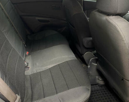 Оранжевый Киа Рио, объемом двигателя 1.4 л и пробегом 258 тыс. км за 4600 $, фото 22 на Automoto.ua