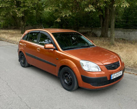 Оранжевый Киа Рио, объемом двигателя 1.4 л и пробегом 258 тыс. км за 4600 $, фото 12 на Automoto.ua