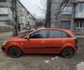 Оранжевый Киа Рио, объемом двигателя 1.4 л и пробегом 181 тыс. км за 5100 $, фото 2 на Automoto.ua