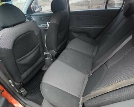 Оранжевый Киа Рио, объемом двигателя 1.4 л и пробегом 181 тыс. км за 5100 $, фото 5 на Automoto.ua