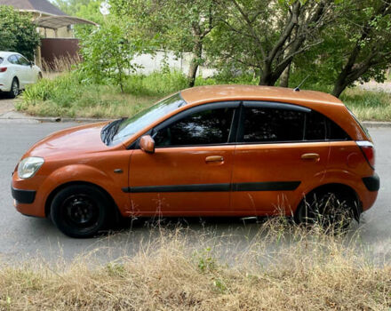 Оранжевый Киа Рио, объемом двигателя 1.4 л и пробегом 258 тыс. км за 4600 $, фото 15 на Automoto.ua