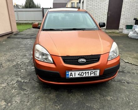 Оранжевый Киа Рио, объемом двигателя 1.4 л и пробегом 150 тыс. км за 4200 $, фото 1 на Automoto.ua