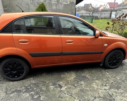 Оранжевый Киа Рио, объемом двигателя 1.4 л и пробегом 150 тыс. км за 4200 $, фото 3 на Automoto.ua