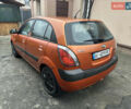 Оранжевый Киа Рио, объемом двигателя 1.4 л и пробегом 150 тыс. км за 4200 $, фото 6 на Automoto.ua
